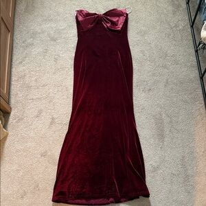 Strapless Bow Velvet Maxi Dress in Burgundy